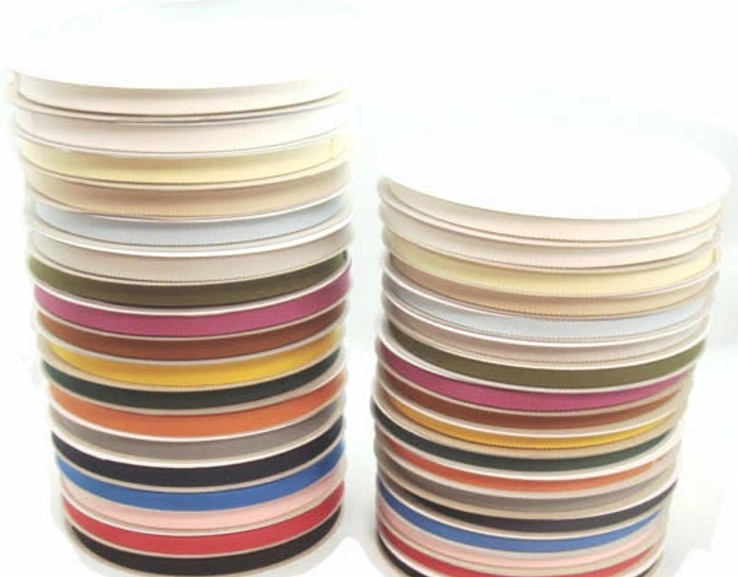 日本製 ポリエステル グログランリボンテープ　ポリエステル100％　POLYESTER GROSGRAIN-TAPE。 18カラーあります。