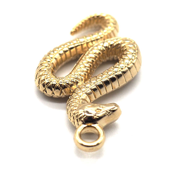 金運上昇の黄金の蛇