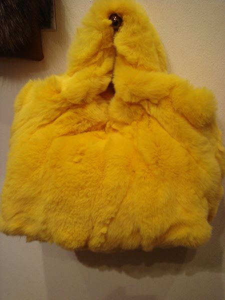 レッキスラビットファーバッグ　イエロー