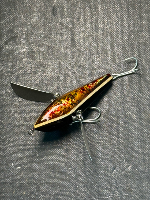 マイクロスカムノイズ:ベッコウカラー