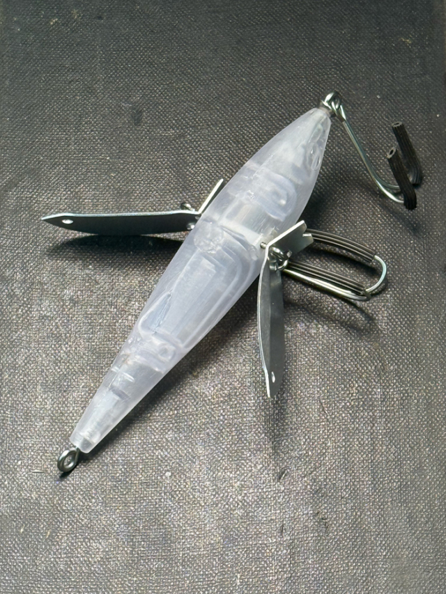 ニードルウィングプロト:ハンドメイドインジェクション