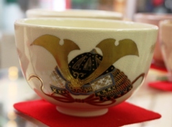 茶道具 茶碗 カブト絵茶碗 前田宝泉作 茶道具と茶の専門店 尾道