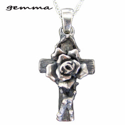 シルバ－アクセサリーネックレス～ローズクロスペンダント～シルバージュエリー～ジェンマ (gemma) GR-P904