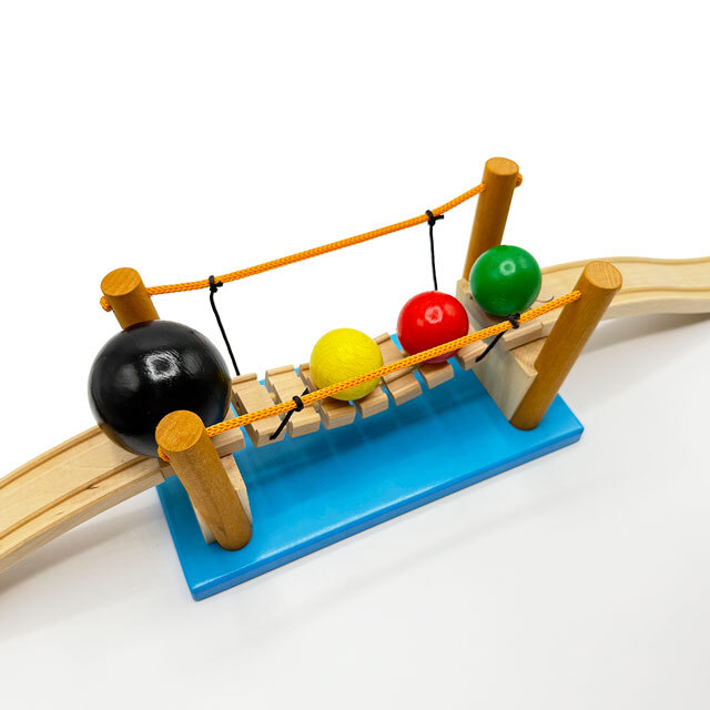 テレビで人気の遊びが楽しめる！ 国産木球の4個セット