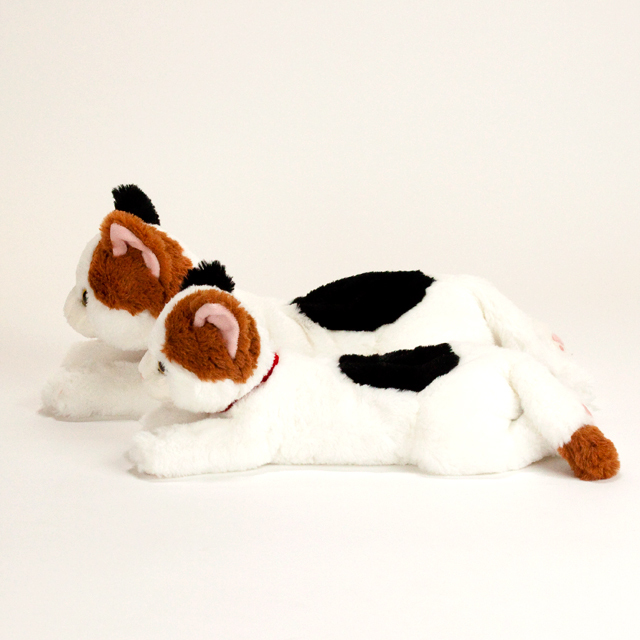 サンレモン リアルな猫のぬいぐるみ ひざねこミケ | おもちゃのグランパパ