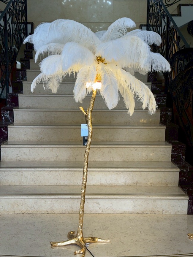 ダチョウフェザースタンドライト ｜ホワイト｜ostrich feather｜white ｜LMP7071IB