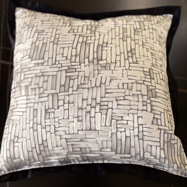 クッション｜モダン｜シルバーブラック |cushion|modern|silver・black| MIS7069IB