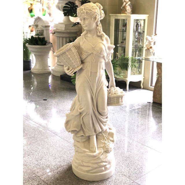 Stone Figure - White / 石像 ホワイト ｜ぶどう摘みの少女｜IBセレクション｜HGE0069IB