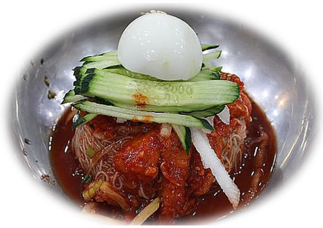 旨辛コクがおいしさのキメテ！ビビン冷麺ソース200ｇ