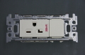 ������ŵ������ε�ǽ������Ѻ��������϶��ե��󥻥�� 20A 250V������NDG2711E
