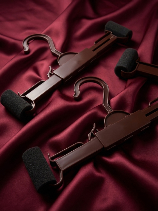 ARIKI特製パンツ専用ハンガー