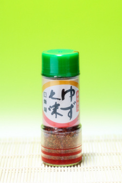 角弥特選ゆず七味