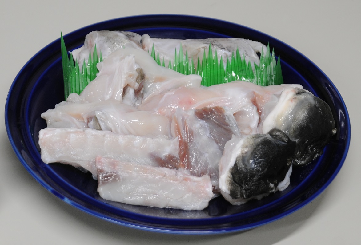 とらふくあら500ｇ　（国内産養殖）
