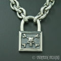 THIRTEEN DESIGNS(�����ƥ�����ǥ�����)   MIDDLE XBONE  SKULLLOCK NECKLACE NS��KP-NS2M��