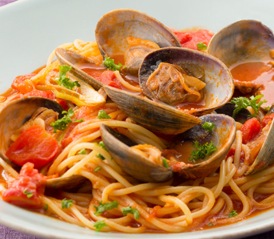 あさりのトマトソースパスタ