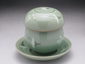 青磁（鶴紋）“受皿付”　１人用蓋付茶器