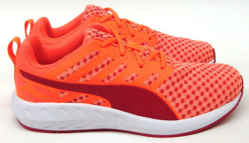 【定価の40％オフ！】PUMA(プーマ)　ランニングシューズ　プーマ フレア ウィメンズ　188626