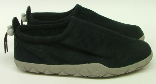 NIKE（ナイキ）　AIR MOC（エア モック）　407980