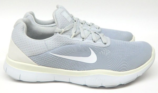【定価の30％オフ！】 NIKE(ナイキ)　ランニングシューズ　フリートレーナー V7　898053