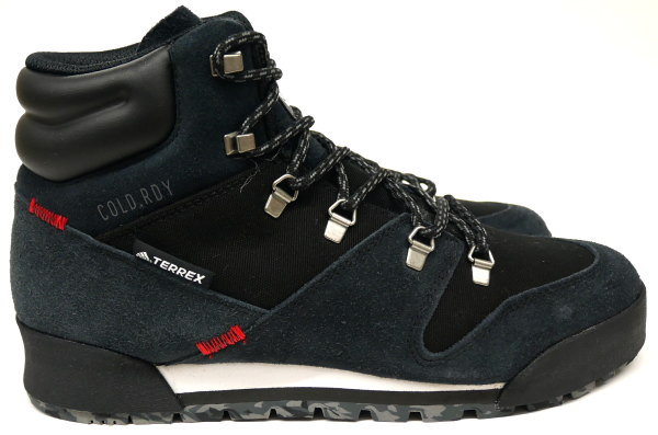 【定価の30％オフ！】アディダス　ハイキングシューズ　TERREX SNOWPITCH (テレックス スノーピッチ) COLD.RDY　KXU22 【送料無料！】
