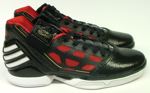 【デリック・ローズのシグネチャーモデル！】アディダス　adiZero Rose 2 (アディゼロ ローズ 2) 【送料無料！】
