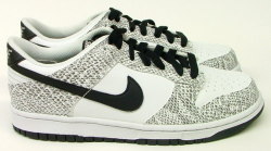 ナイキ　ダンクロー　スネーク　白蛇 Nike Dunk Low Retro 