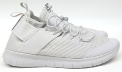 【定価の30％オフ！】 NIKE(ナイキ)　ランニングシューズ　フリー ラン コミューター 2017　880841