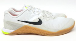 【定価の20％オフ！】 NIKE(ナイキ)　クロストレーニングシューズ　メトコン 4　AH7453 【送料無料！】