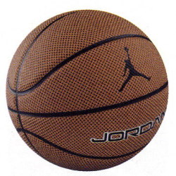 NIKE(ナイキ)　バスケットボール　ジョーダン レガシー　BB0472