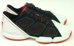 【デリック・ローズのシグネチャーモデル！】アディダス　adiZero Rose 1.5 Low(アディゼロ ローズ 1.5 ロー) 【送料無料！】