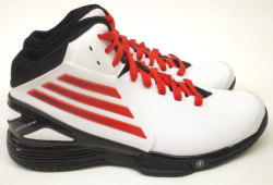アディダス　バスケットシューズ　adizero Bash V（アディゼロ バッシュ ５） 【定価の60％オフ！】