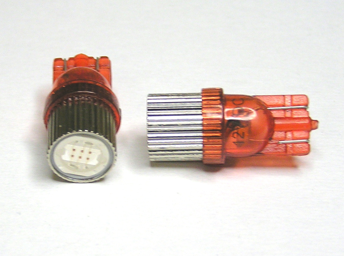 ☆赤色1WLEDウエッジT10-5W交換用LED球２個セット