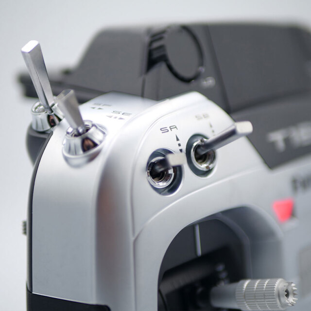 FUTABA 16IZA 送信機単品 飛行機用 00107248-3 FUTABA 16IZ