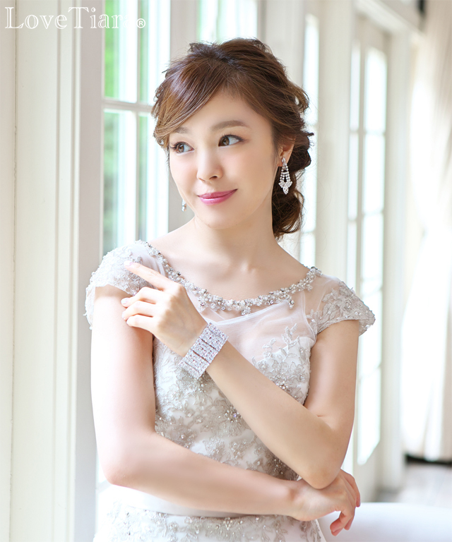 シアラスワロフスキーイヤリング/ピアス(メール便可) イヤリング ウエディング ブライダル 結婚式