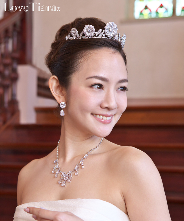 グレイスフルジルコニアティアラ ティアラ ジルコニア ウエディング ブライダル 結婚式