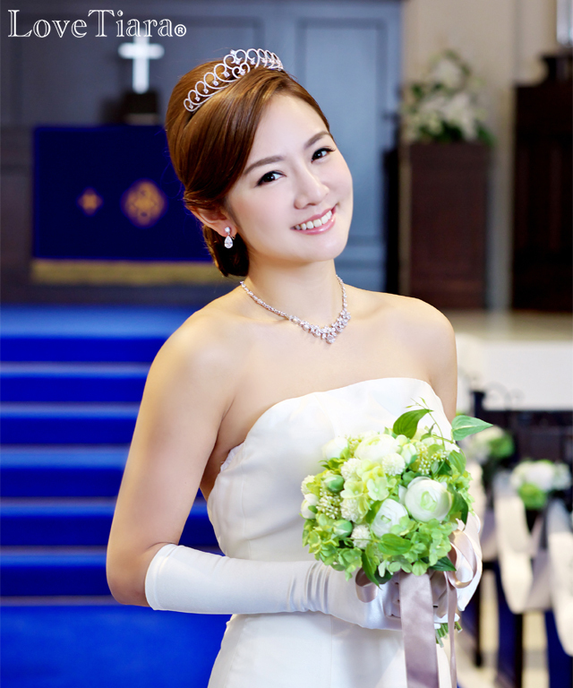 シェイプサテングローブ/キュート(スモール)サイズ/肘下【メール便可】 グローブ サテン ウエディング 結婚式 ブライダル