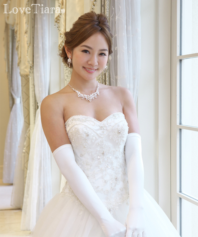 シェイプサテングローブ/キュート(スモール)サイズ/肘上【メール便可】 グローブ サテン ウエディング 結婚式 ブライダル