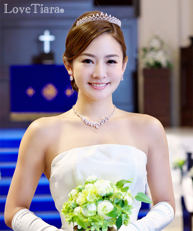 シェイプサテングローブ【ステラ】【メール便可】 グローブ サテン ウエディング 結婚式 ブライダル