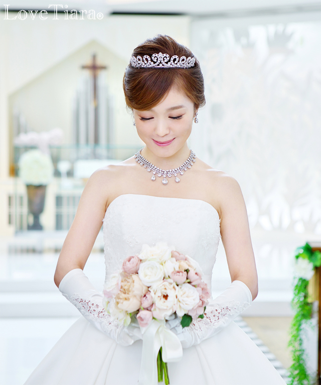 シェイプサテングローブ【ミューズ】【メール便可】 グローブ ウエディング ブライダル 結婚式