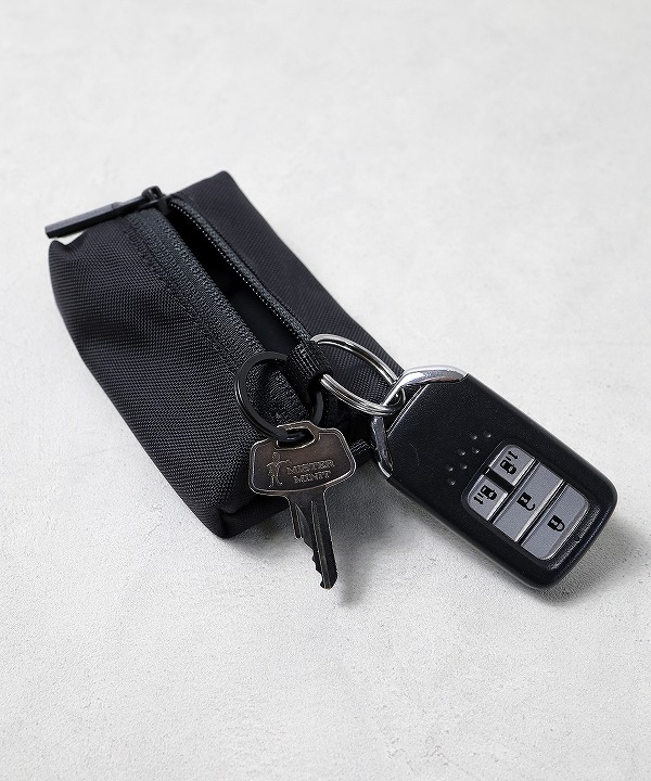 モノリス/MONOLITH KEY POUCH STANDARD