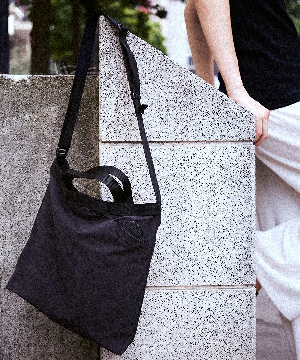 モノリス/MONOLITH TOTE SHOULDER STANDARD Neutral M