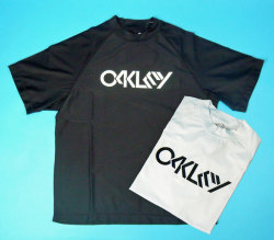 11oakley-rashtee