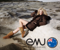 emu-hooded-jk