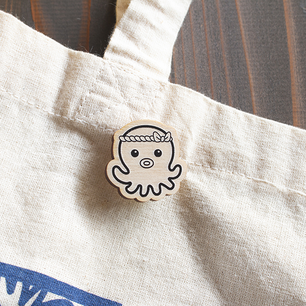 未来の森 DACCUS ピンバッジ DSC00151_1080x.jpg?v=1702877624