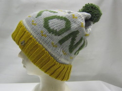 nixon_to_the_edge_beanie_soft_gray_side