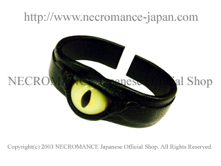 【数量限定 ご予約受付中】【ネクロマンス NECROMANCE】 レザー義眼バングル Leather Eye Bangle ＜イエローキャット/Yellow Cat/黄猫目＞ 目玉 革