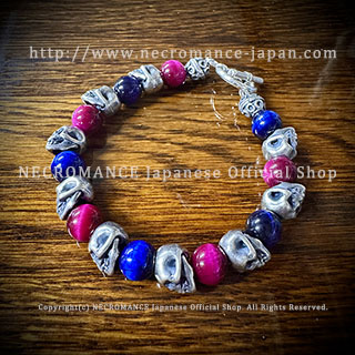 【限定】【大阪万博記念 ミャクミャク】【ネクロマンス NECROMANCE】 ブルー & ピンク タイガーアイ スカルブレスレット Blue & Pink Taiger's Eye Skull Bracelet 虎目石 破壊 創造 骸骨 赤 青
