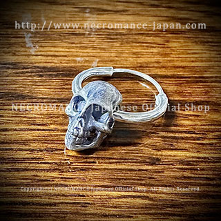 【ネクロマンス NECROMANCE】 スカルピアス ＜ミドルスカル＞ Skull Pierce ＜Middle Skull＞ 骸骨 頭蓋骨