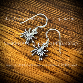 【ネクロマンス NECROMANCE】 リアルシルバースパイダーピアス Real Silver Spider Pierce 蜘蛛