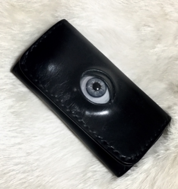 【ネクロマンス NECROMANCE】【限定受注生産】 レザー義眼キーケース Leather Glass Eye Key Case ＜ブルー/Blue/青色＞ 目玉 本革